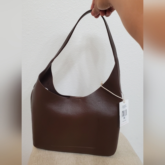 Lucky Brand Juny Vegan Leather - Picture 2 of 8